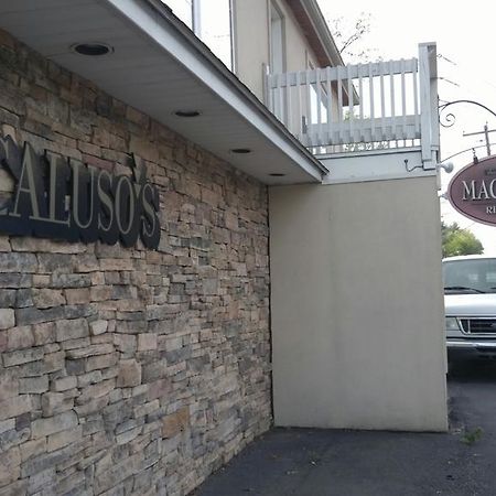 Macaluso'S At The Lantern Lodge Jim Thorpe Exterior photo